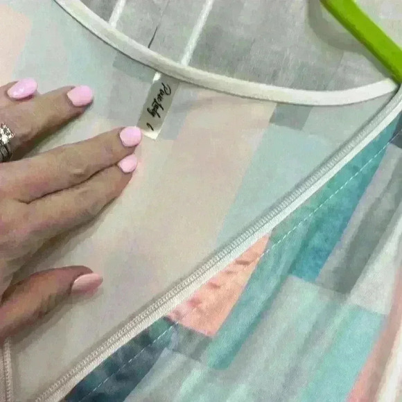 Pixie Lady XL zipper V neck top short sleeve Item # 1O - Picture 3 of 5